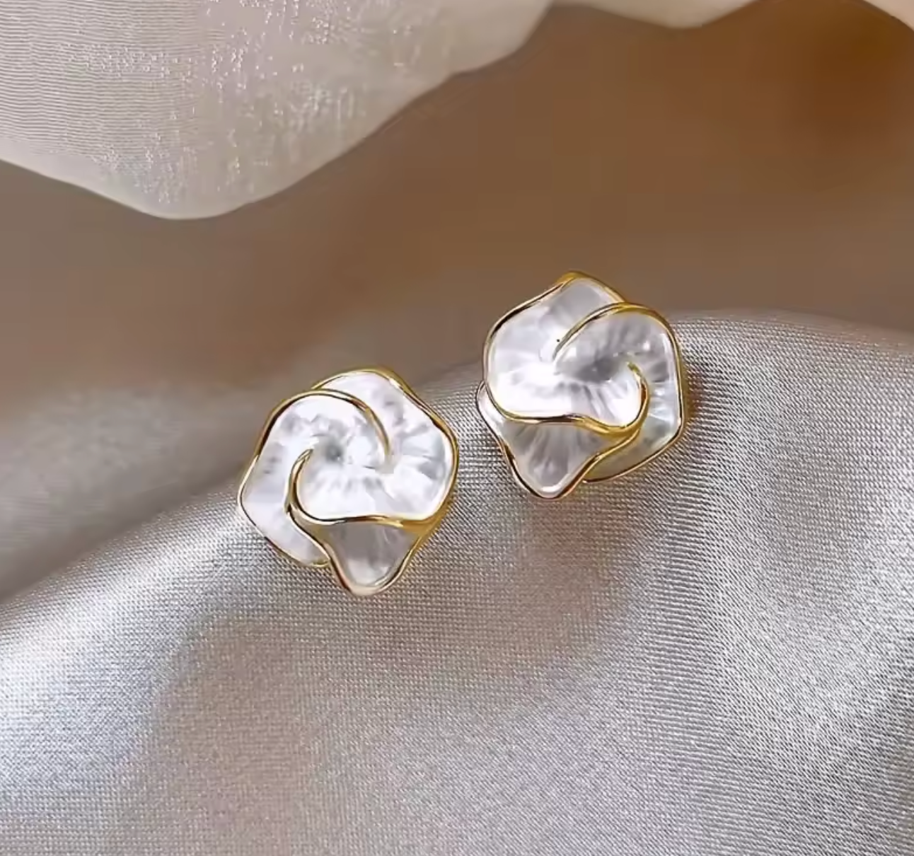 Elegant Flower Stud Earrings White Enamel