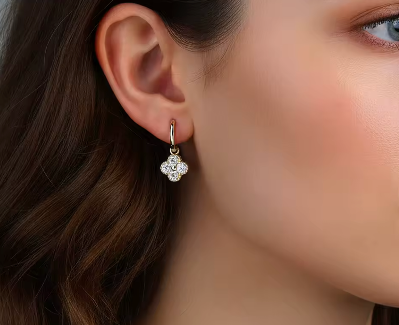 ORSA JEWELS 925 Silver Clover Moissanite Earrings